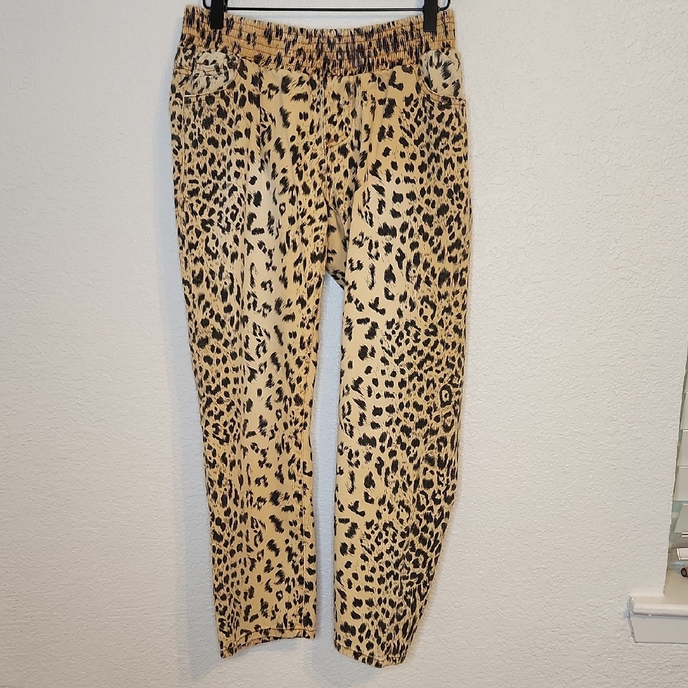 Turquoise Haven Leopard Print straight let Pants Size Small Style cv8810ch